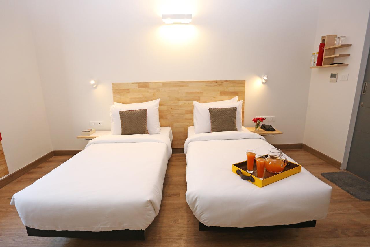 Hotel Oyo Townhouse 015 Lajpat Nagar à New Delhi Extérieur photo